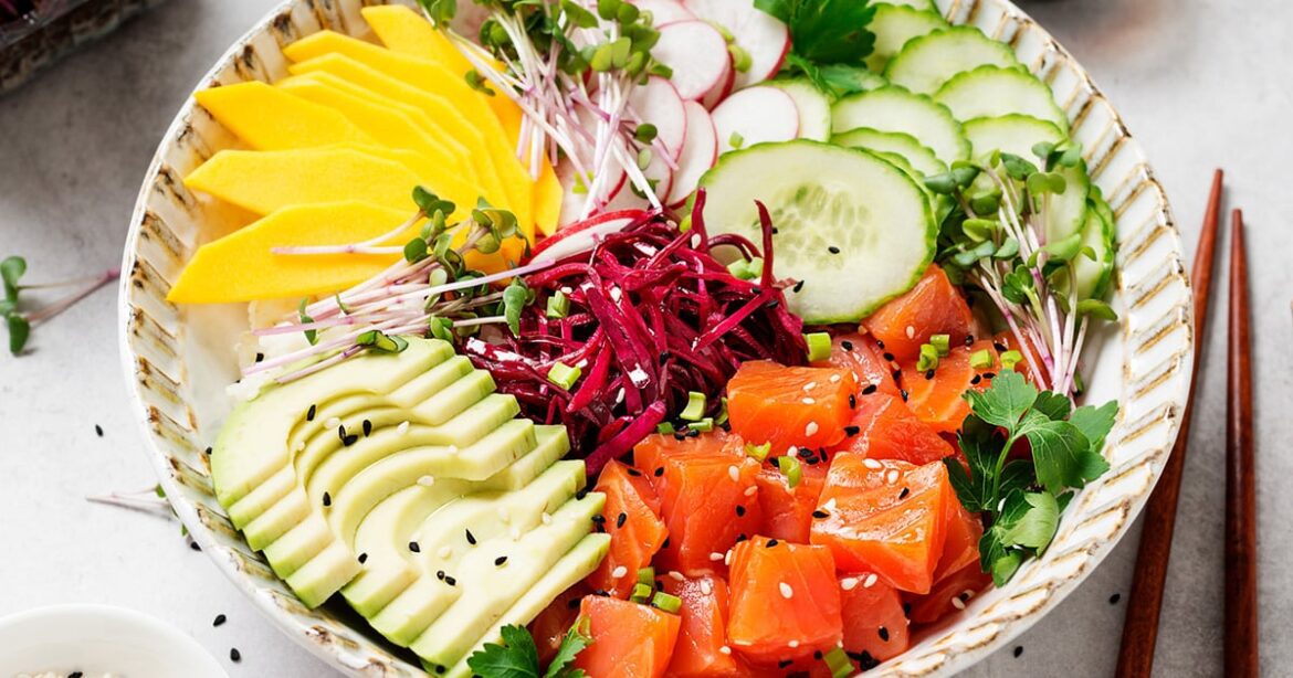 poke-bowl-recipes-guide-nutrition-s.jpg