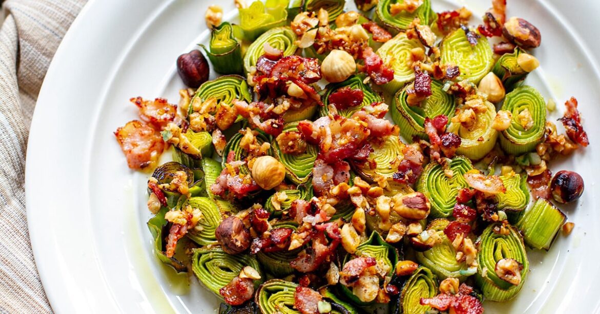 roasted-leeks-bacon-hazelnuts-s.jpg