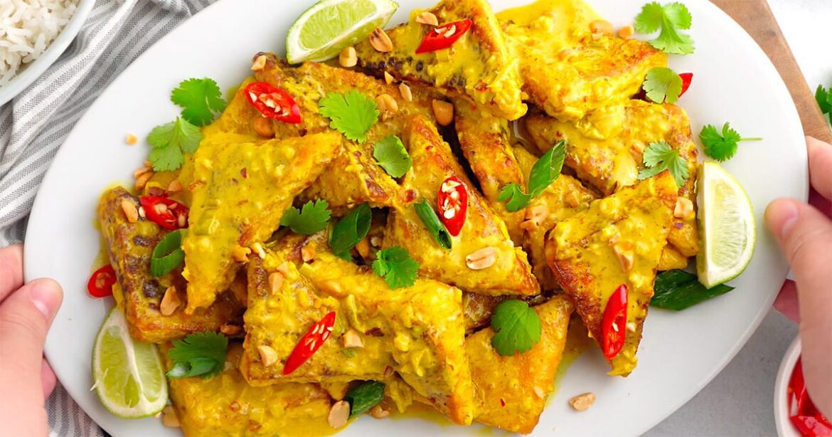 lemongrass-tofu-curry-recipe-social.jpg